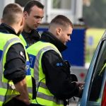 Zamiast dworców i lotnisk muszą pilnować granicy