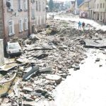 Nie było ewidencji zaginionych, a do zwłok topielca dziennikarze dotarli wcześniej niż służby. Stronie Śląskie – Polska Tuska w pigułce