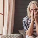Oszuści znów zaatakowali! Seniorka uwierzyła w opowieść o wypadku syna – oddała ponad 120 tys. zł