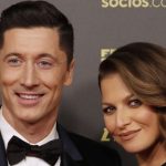 Lewandowscy wsparli powodzian pokaźną darowizną? Zbiórka zakończona jednym przelewem