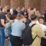 Młodzi ludzie uratowali kościół przed powodzią