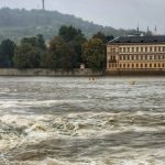 Rośnie poziom wody w czeskich rzekach. Gospodarstwa bez prądu