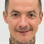 Czy poseł Józefaciuk sprowadza sobie „facetów” do nowego domu poselskiego?
