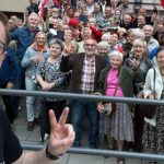 „Adam Bodnar, żebyś wiedział, już za chwilę będziesz siedział!” – manifestacja w Poznaniu pod siedzibą PO dziś o 20:00