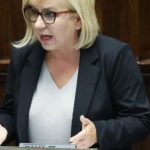 Henning-Kloska znów „błyszczy” Były premier ma dla niej radę – DYMISJA