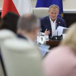 Tusk zamiast o Polsce, to o meczu. „Do roboty!” – odpowiadają internauci! [KOMENTARZE]