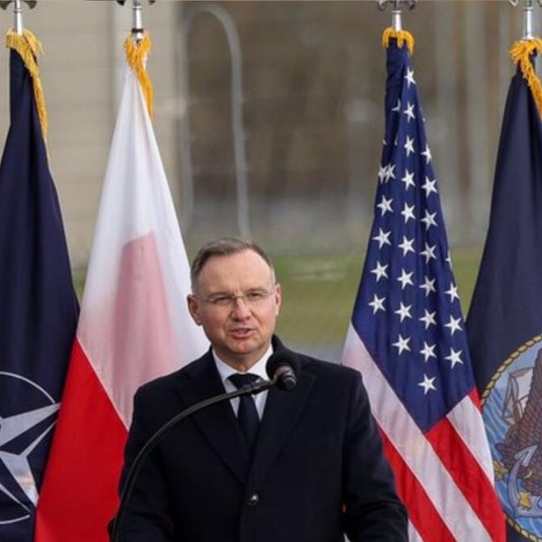 Andrzej Duda na szczycie rankingu zaufania