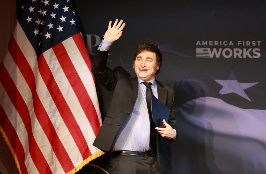 Wezwał USA, Włochy i Izrael do sojuszu przeciwko socjalizmowi