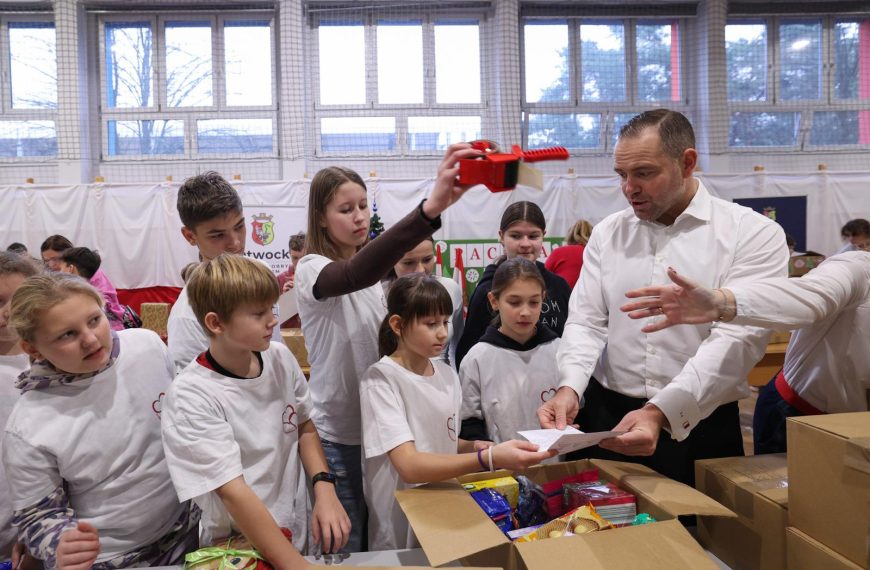 Dr Nawrocki obecny w Otwocku. „Przyjechałem tu do roboty!”