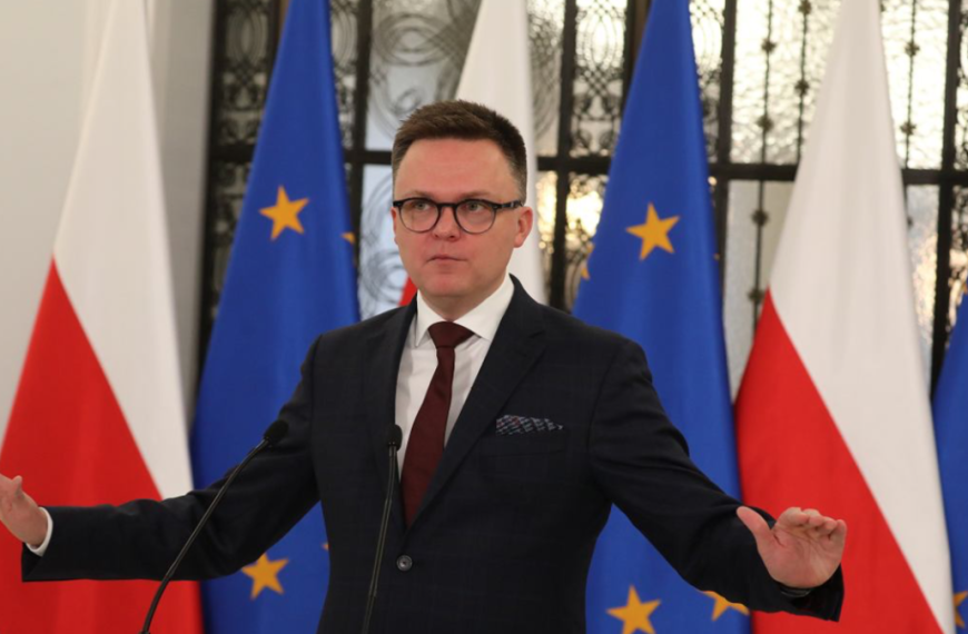 Awantura na spotkaniu z Hołownią