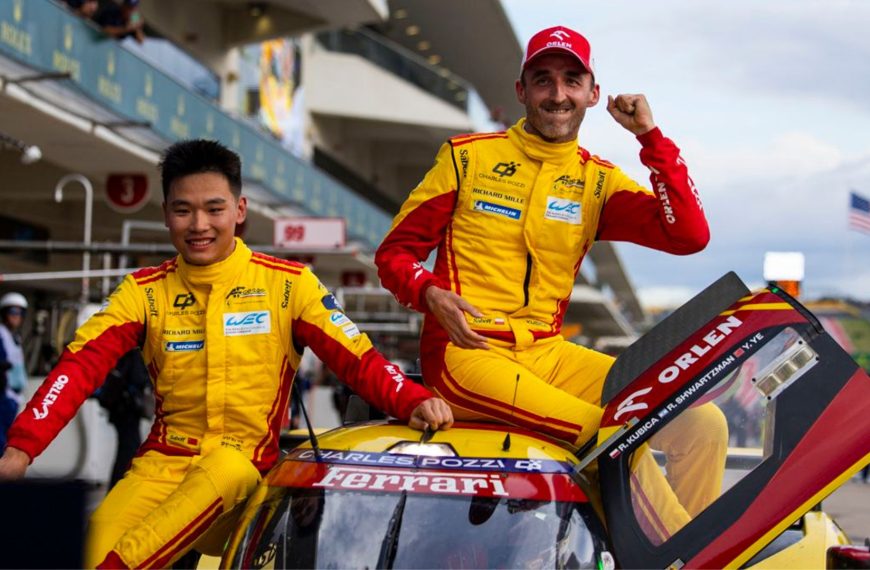 Kubica przedłużył umowę z AF Corse