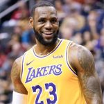 Gwiazda NBA LeBron James zawiesza konta w mediach społecznościowych