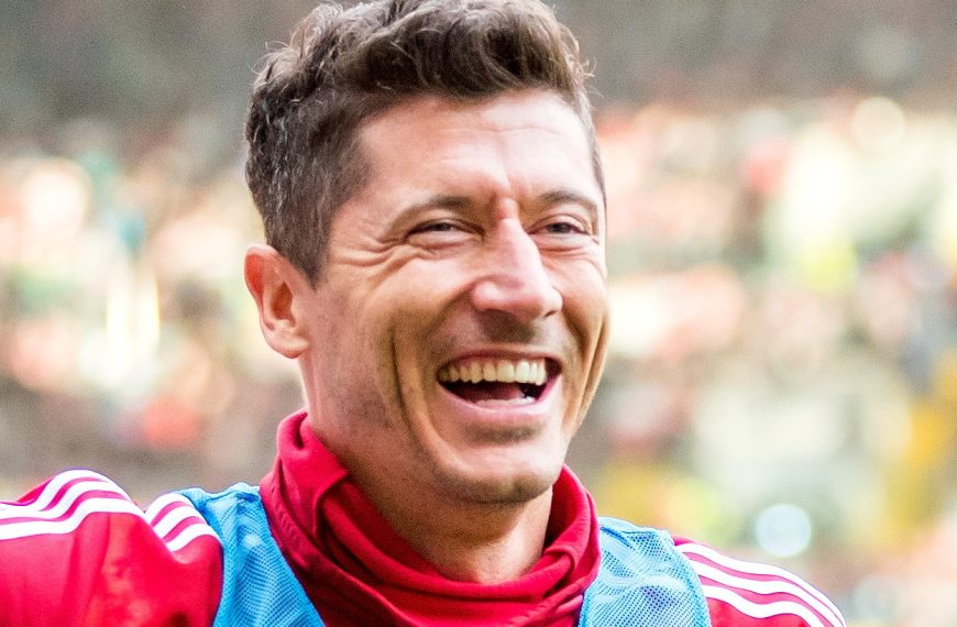 Lewandowski został trzecim w historii piłkarzem, który zdobył 100 bramek w LM