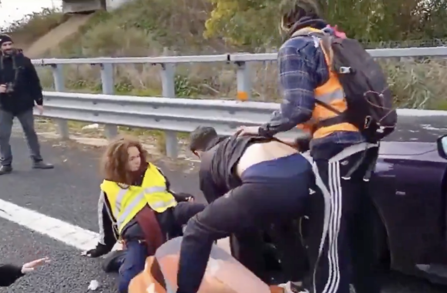 HIT! Eko-aktywiści blokowali mężczyźnie przejazd. Nie wytrzymał! [FILM]