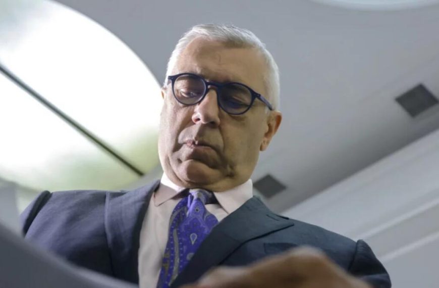 Giertych odleciał: „za porażkę polskich piłkarzy odpowiada… PiS”
