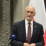 Macierewicz: dlaczego pan Donald Tusk podjął decyzję, żeby to Putin o wszystkim decydował?