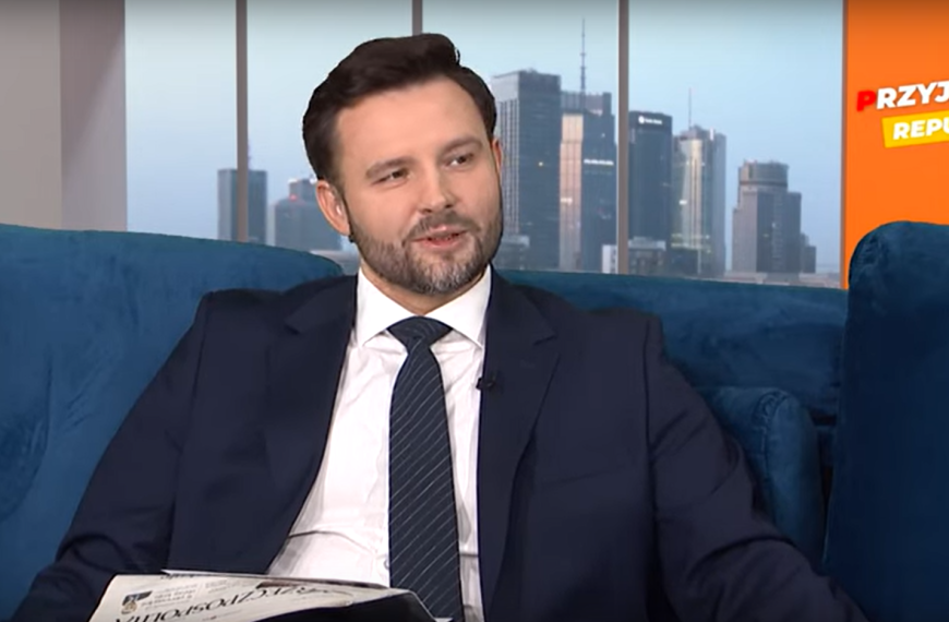 Trzaskowski rozdaje pieniądze | Przyjaciele Republiki