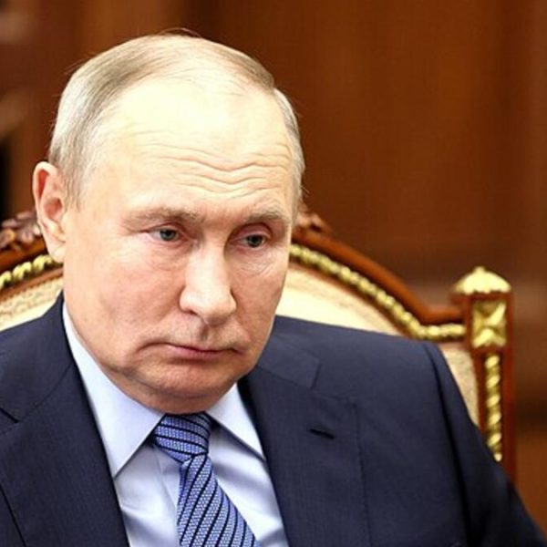 Putin kusi ochotników: pojadą na wojnę na Ukrainie – umorzy się im kredyt