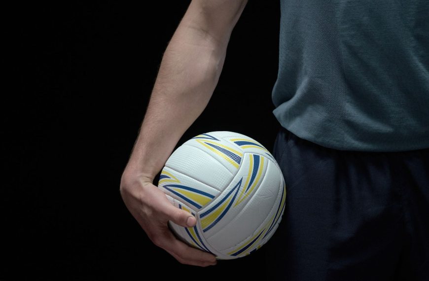 Ekstraklasa siatkarzy: zacięte pojedynki pięciosetowe