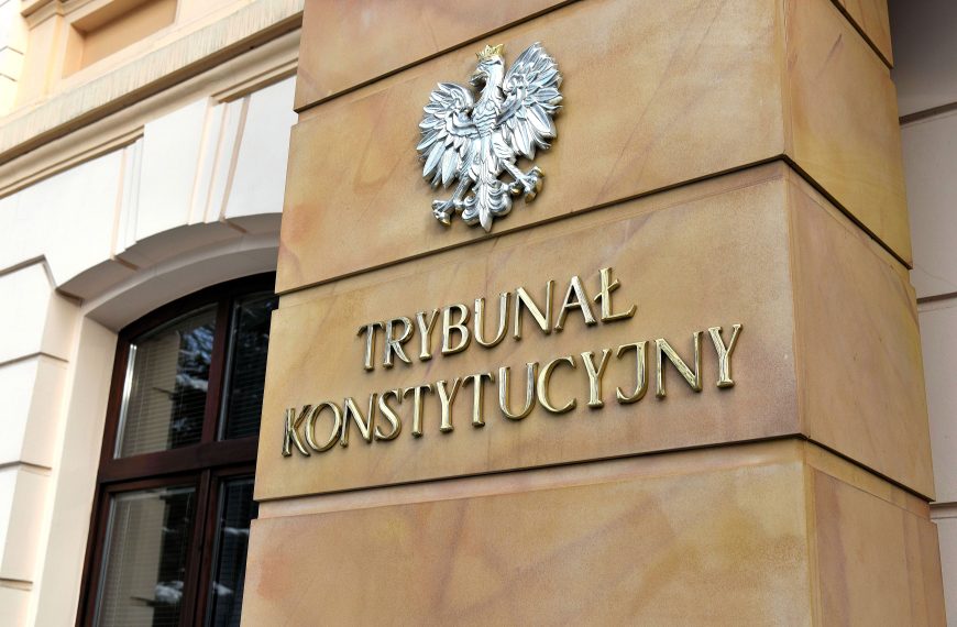 TK jednoznacznie: odsunięcie Dariusza Barskiego z urzędu Prokuratora Krajowego było nielegalne
