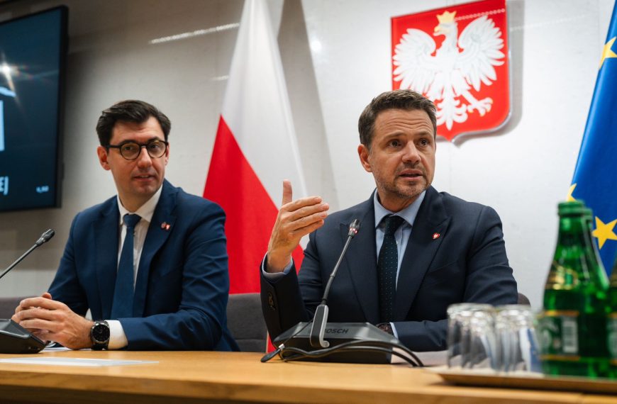 „Człowiek awaria” chce rządzić Polską – Trzaskowski pod ostrzałem krytyki