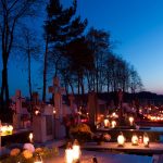 Dziś Zaduszki, dzień szczególnie poświęcony pamięci zmarłych