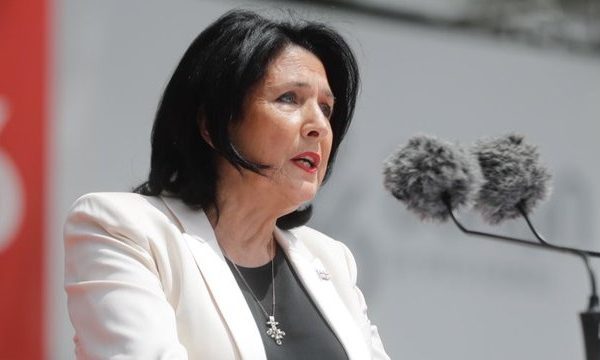 Prezydent Gruzji: reagujcie, zanim będzie za późno