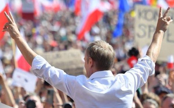 HIT! Tusk znów grzmi o „rozliczaniu PiS”. Uderzył w… SWOICH!