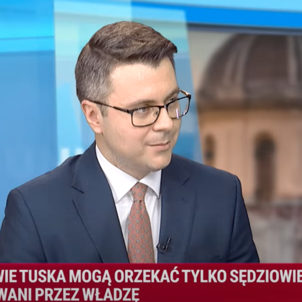 Muller: władza nie uznaje organów konstytucyjnych, nie uznaje też części wyroków