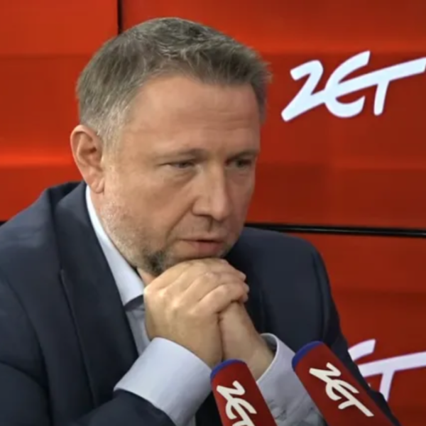 Kierwiński pod ostrzałem: polityczne&hellip;