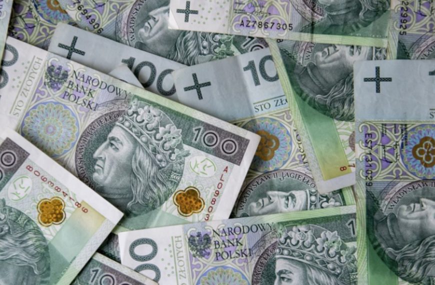 Polacy nie mają pieniędzy. Ruszyli po chwilówki