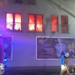 Potężny pożar znanego dyskontu. W akcji kilkanaście zastępów straży
