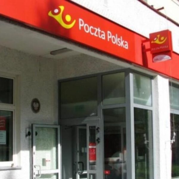 Poczta Polska przestrzega: Oszuści stosują coraz bardziej wyrafinowane metody